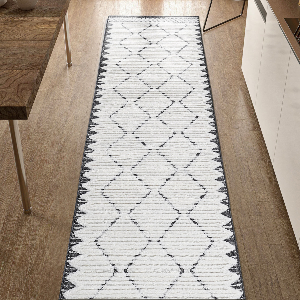 Mitanni Home 45115A | CREAM/ANTHRACITE | 2'2''x8' | 1-810109226801