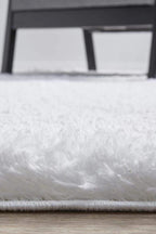 Mitanni Home 13104A | WHITE | 5'x 7', 7'5''x 9'5'' | ANG-WHITE_4-5_600x