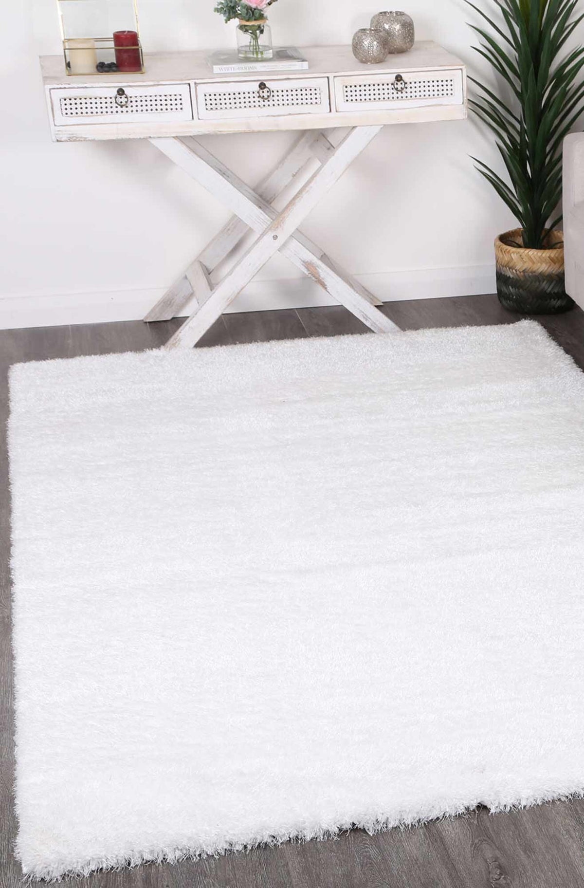 Mitanni Home 15102A | WHITE | 5'x 7', 7'5''x 9'5'' | 55-WHITE-a_2000x